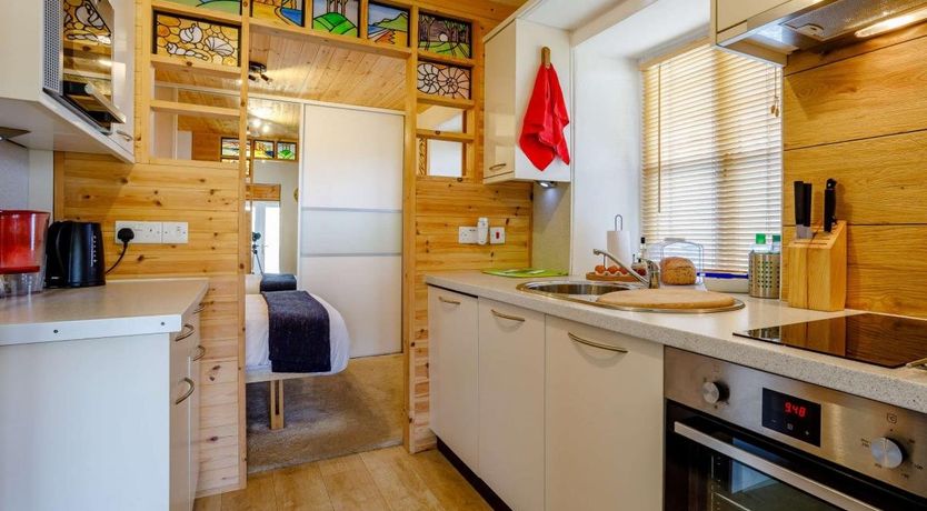 Photo of 1 Bed in Eype