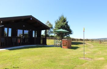 Holly Lodge Holiday Cottage