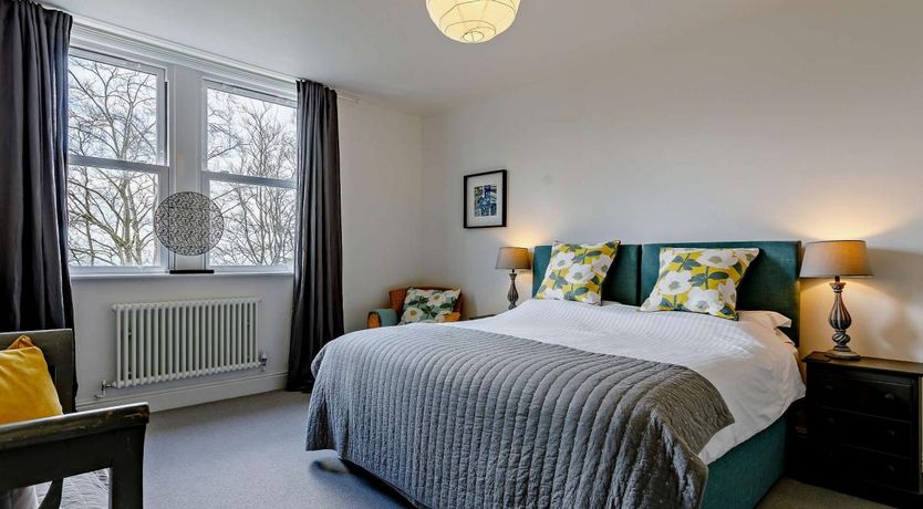 Photo of 3 Bed in Malvern