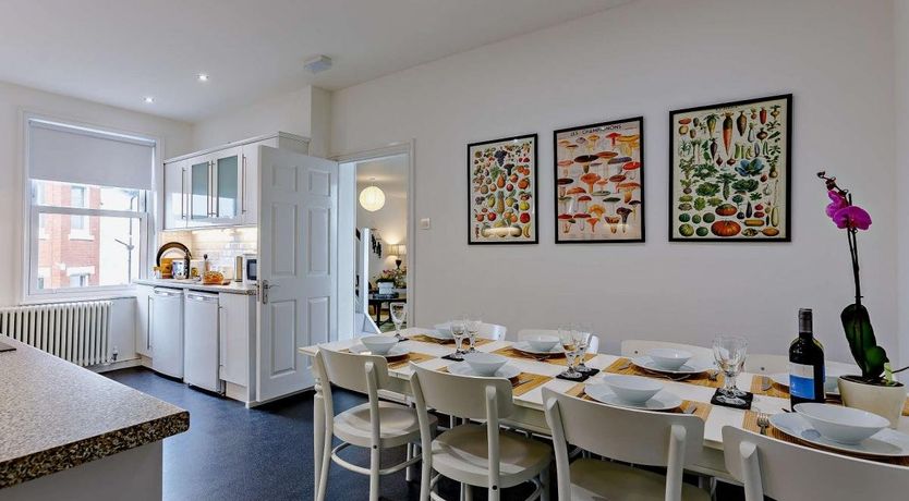 Photo of 3 Bed in Malvern