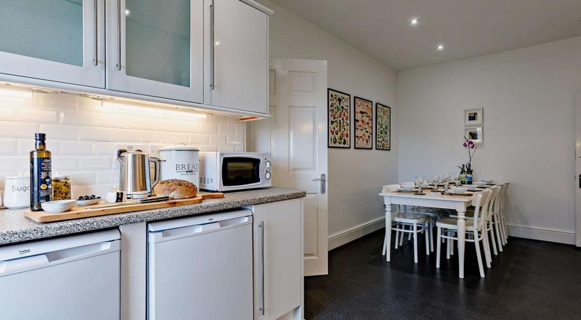 Photo of 3 Bed in Malvern