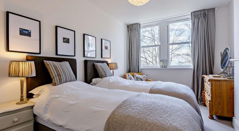 Photo of 3 Bed in Malvern