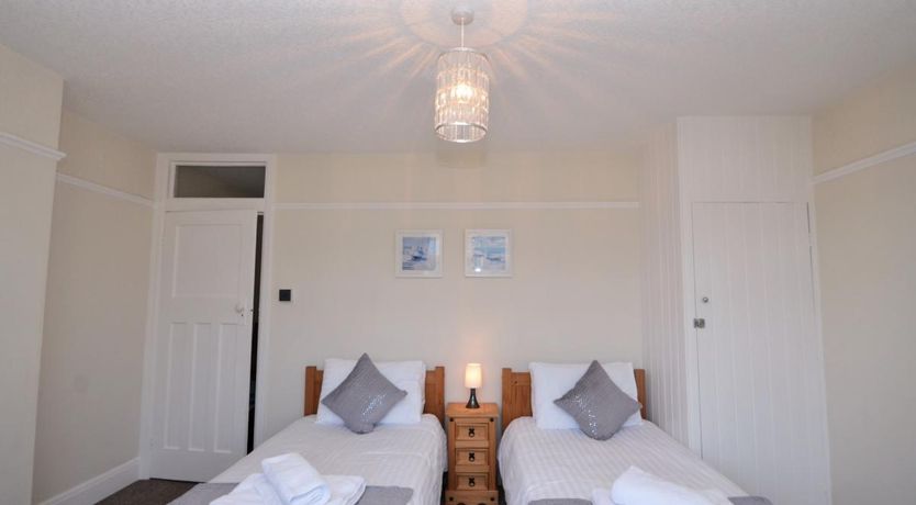 Photo of 3 Bed in Brixham