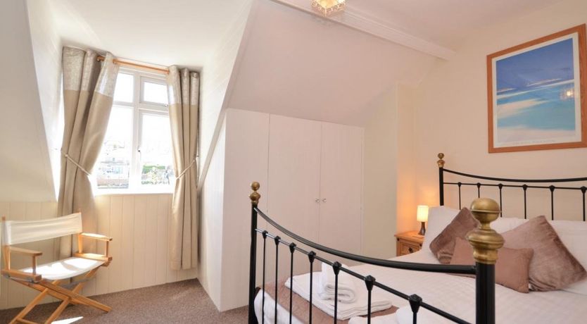 Photo of 3 Bed in Brixham