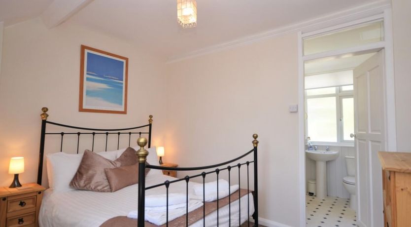 Photo of 3 Bed in Brixham