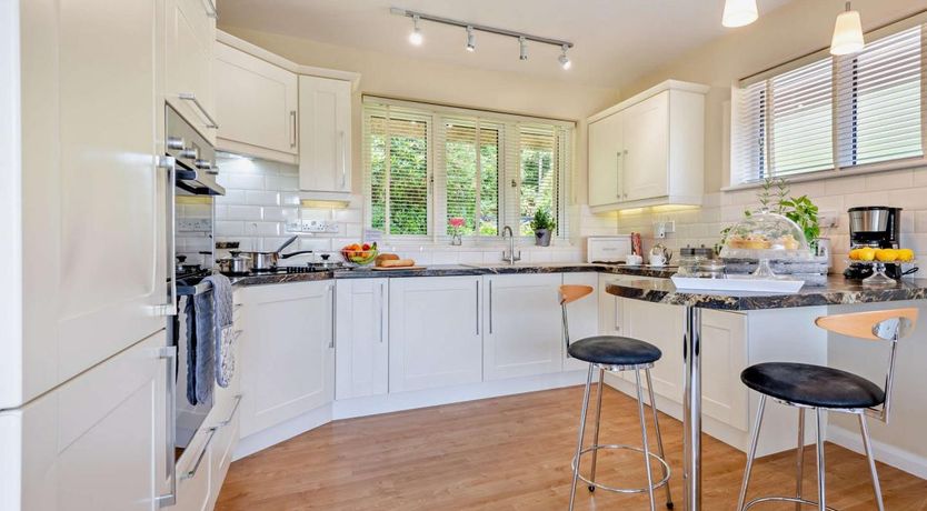 Photo of 3 Bed in Godshill Wood