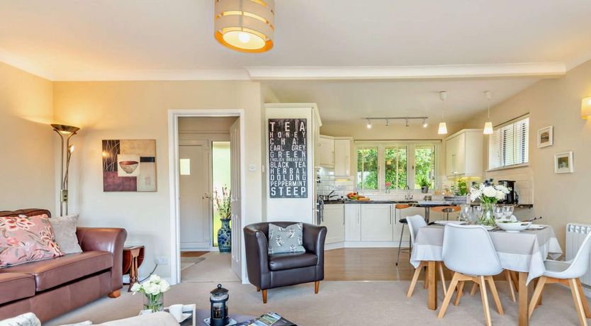 Photo of 3 Bed in Godshill Wood