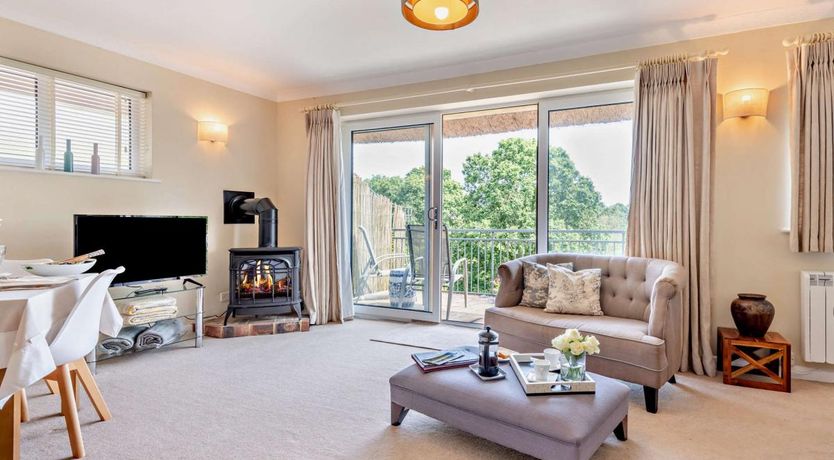 Photo of 3 Bed in Godshill Wood