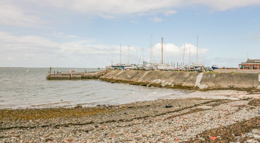 Photo of Driftwood, 23 Roa Island
