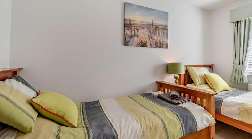 Photo of 2 Bed in Broad Haven