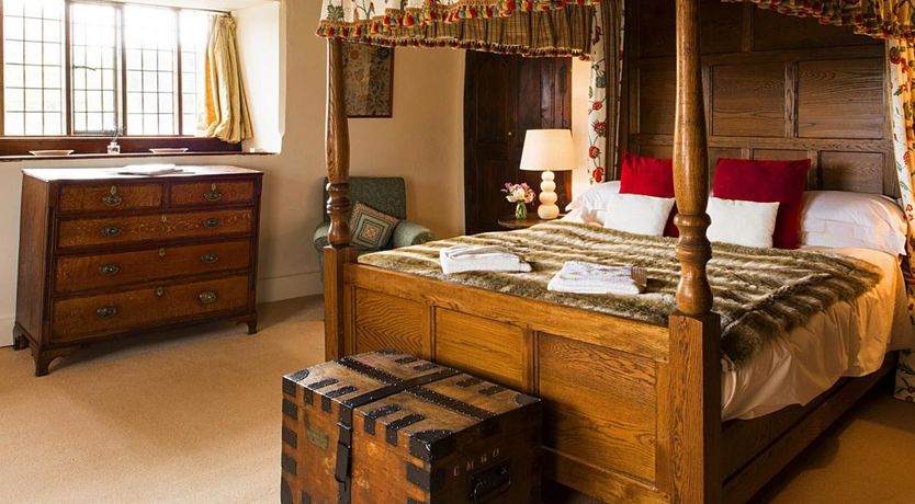 Photo of 5 Bed in Pentrefoelas