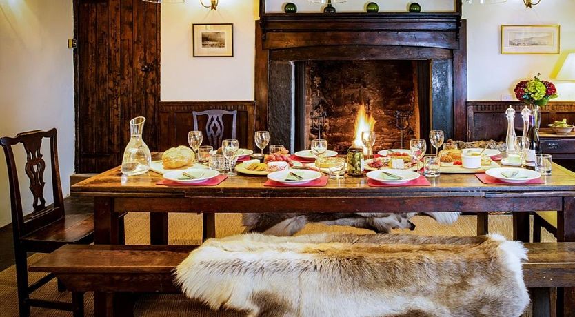 Photo of 5 Bed in Pentrefoelas