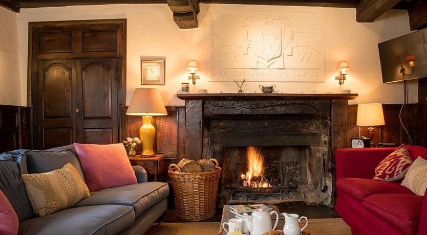 Photo of 5 Bed in Pentrefoelas