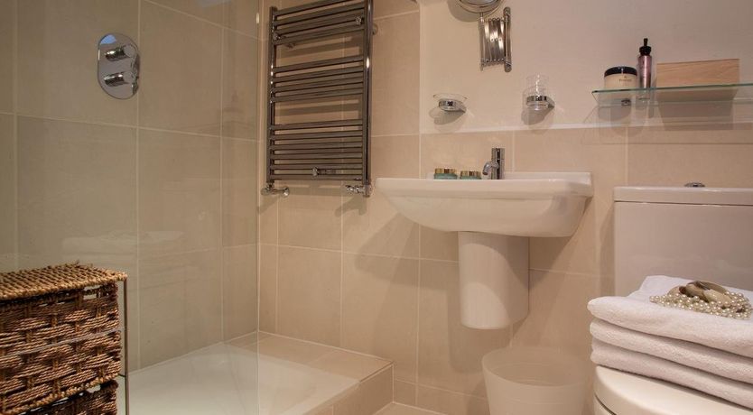 Photo of 1 Bed in Lindale