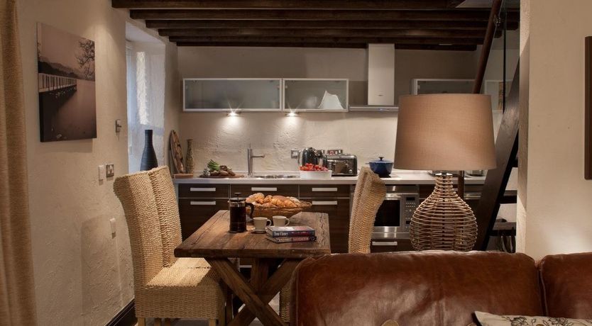 Photo of 1 Bed in Lindale