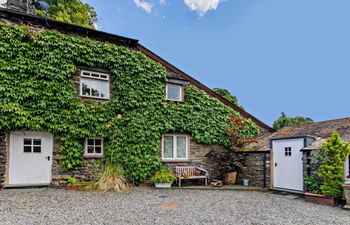 in Coniston Water (LCC67) Holiday Cottage