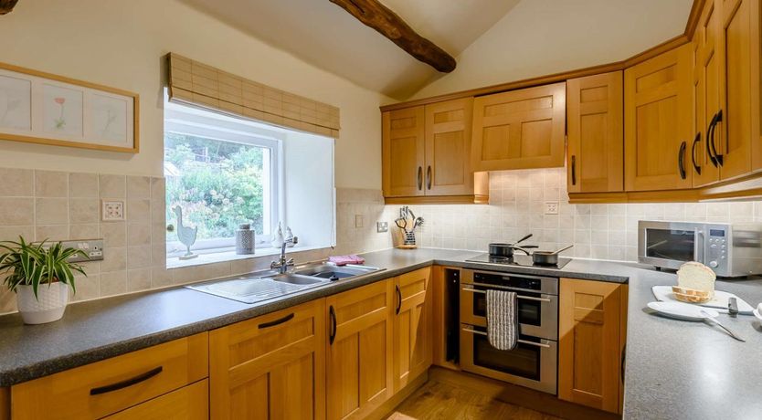 Photo of 2 Bed in Nr Ulverston