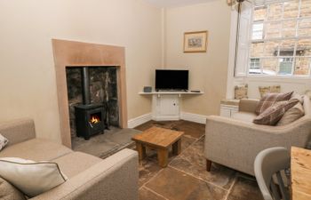 Stanfree House Holiday Cottage