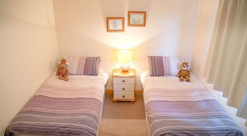 Photo of Eilean Feoir