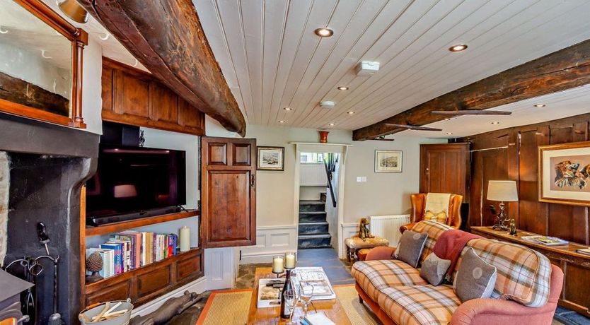 Photo of 3 Bed in Cartmel Fell