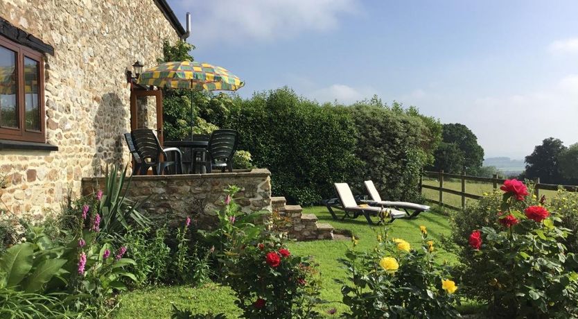 Photo of 2 Bed in West Buckland