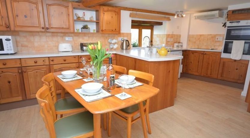 Photo of 2 Bed in West Buckland