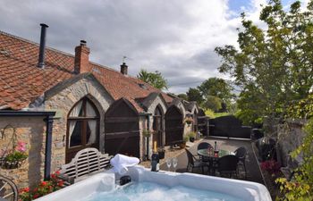 in Glastonbury  (THEOL) Holiday Cottage