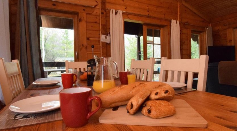 Photo of 2 Bed in Bampton