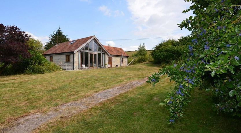 Photo of 1 Bed in Compton Dundon