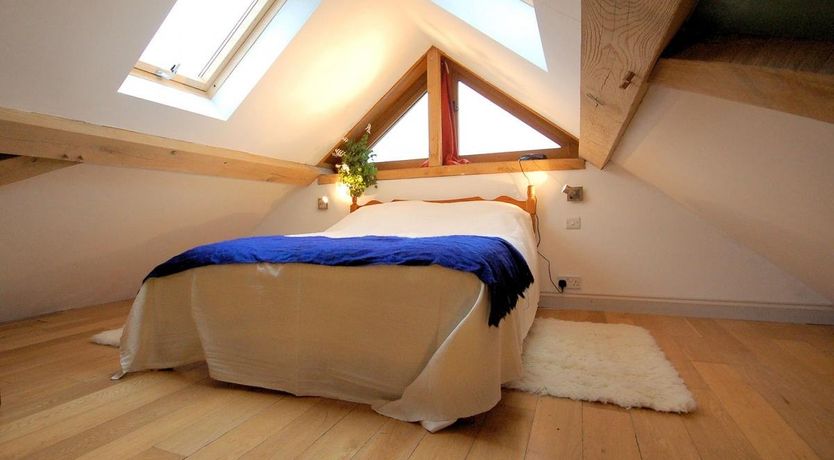 Photo of 1 Bed in Compton Dundon