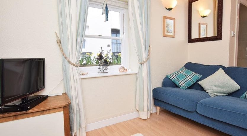 Photo of 2 Bed in Appledore