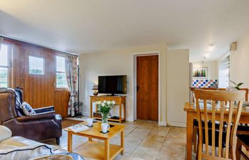 in Higher Clovelly (SWABR) Apartment