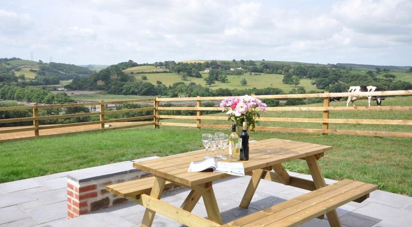 Photo of 5 Bed in Bideford