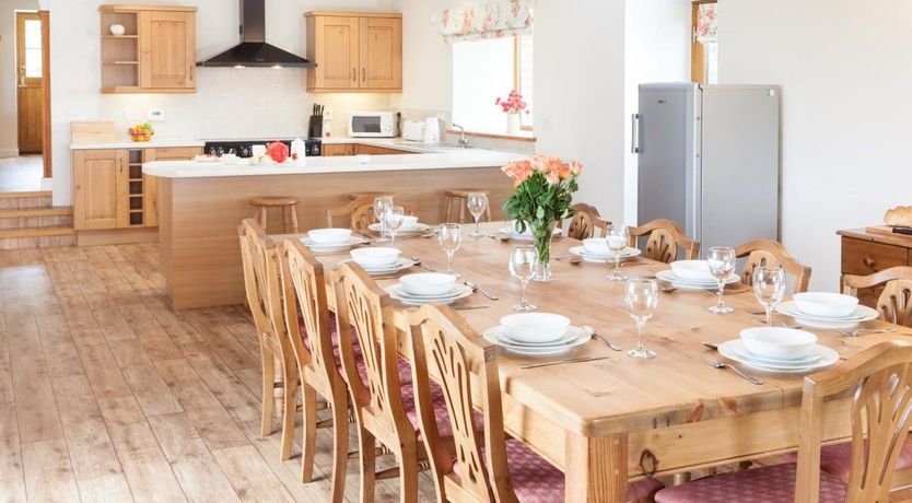 Photo of 5 Bed in Bideford