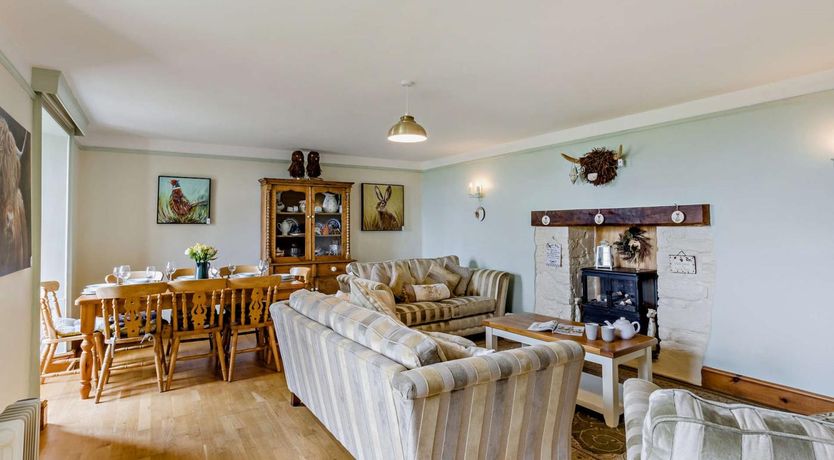 Photo of 4 Bed in Bideford