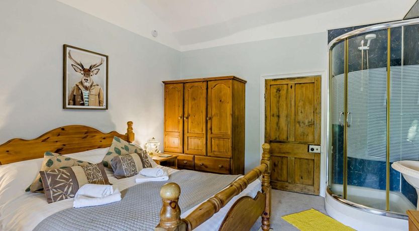 Photo of 4 Bed in Bideford