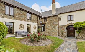 Photo of 4 Bed in Horns Cross