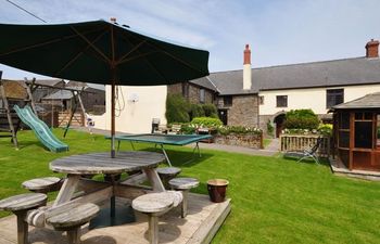 in Horns Cross (WGOLD) Holiday Cottage