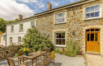in Pyworthy (TINNE) Holiday Home