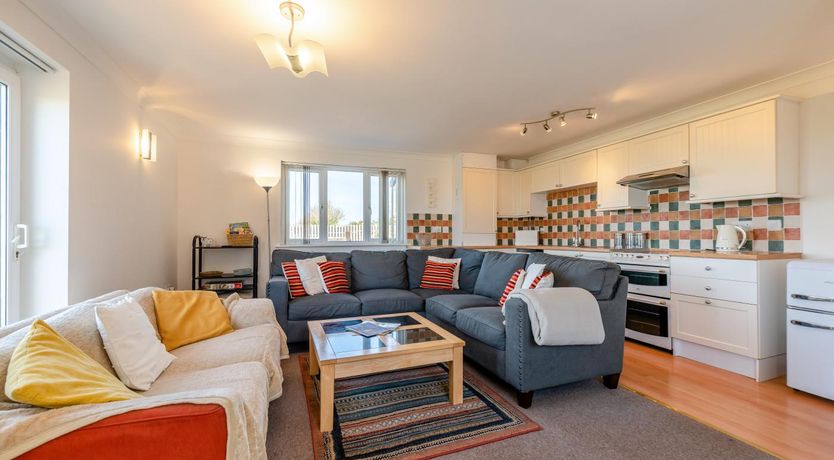 Photo of 5 Bed in Bideford