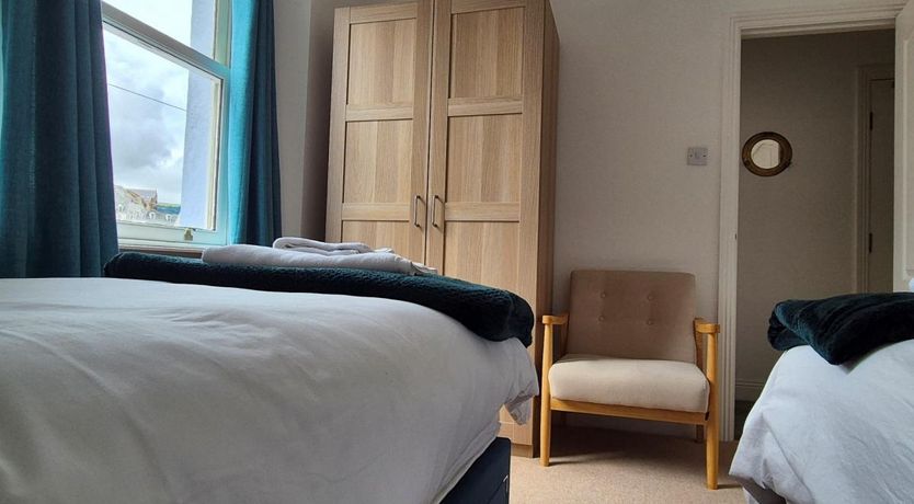 Photo of 2 Bed in Ilfracombe