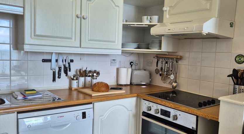 Photo of 2 Bed in Ilfracombe