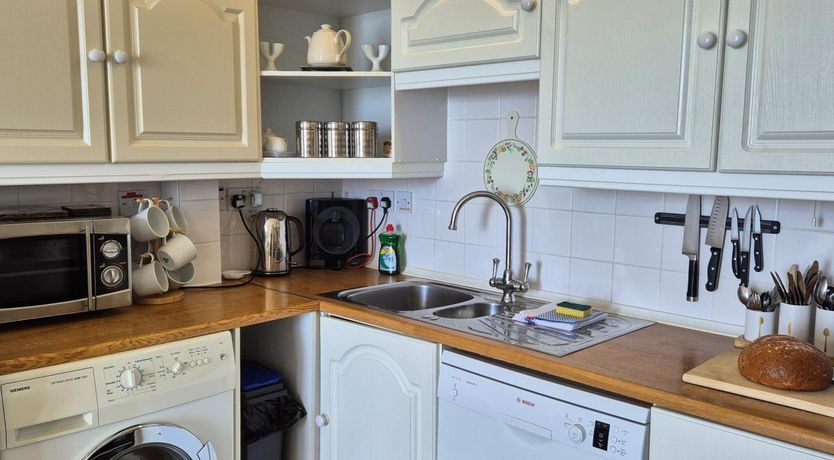 Photo of 2 Bed in Ilfracombe