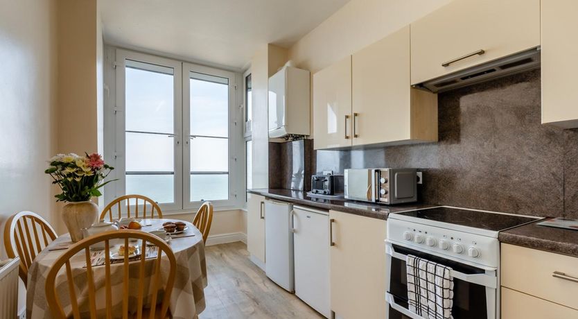 Photo of 2 Bed in Ilfracombe