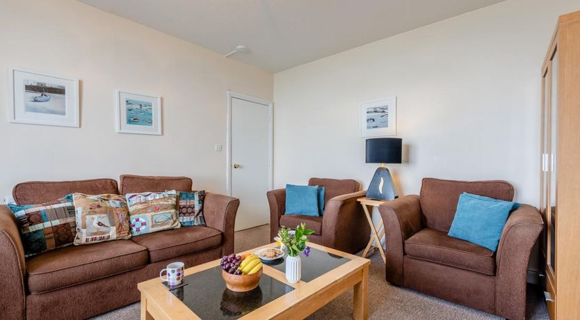 Photo of 2 Bed in Ilfracombe