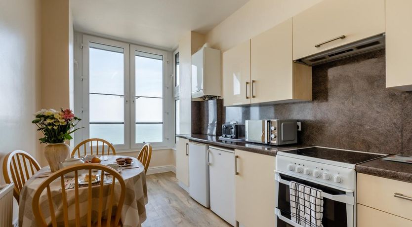 Photo of 2 Bed in Ilfracombe