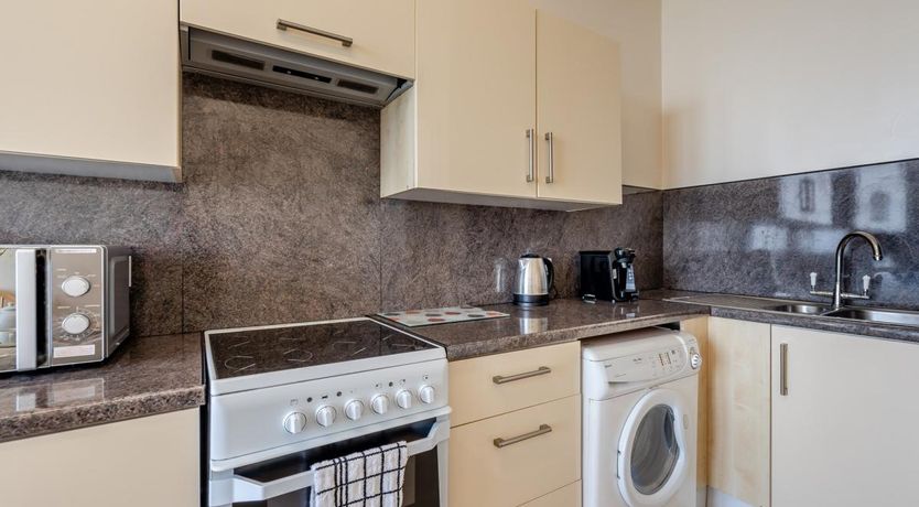 Photo of 2 Bed in Ilfracombe