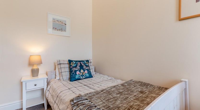 Photo of 2 Bed in Ilfracombe