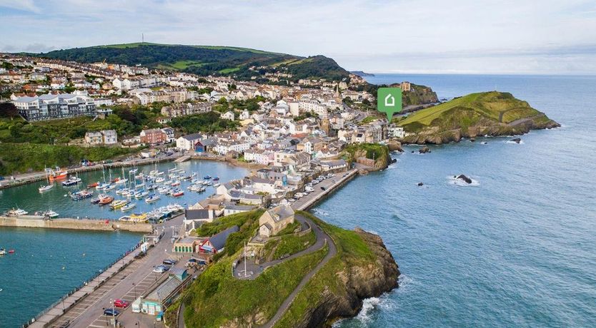 Photo of 2 Bed in Ilfracombe