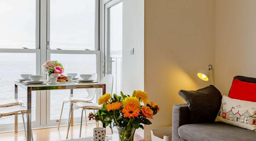 Photo of 2 Bed in Ilfracombe